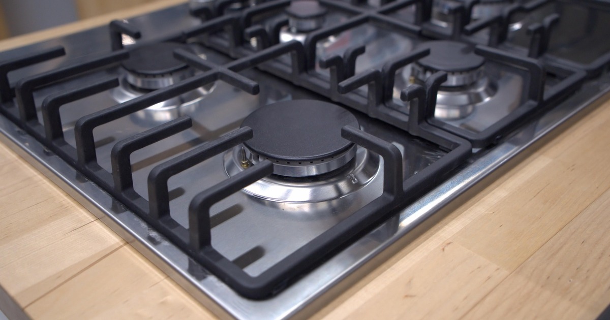 По предварительным данным, газопровод повредил ...