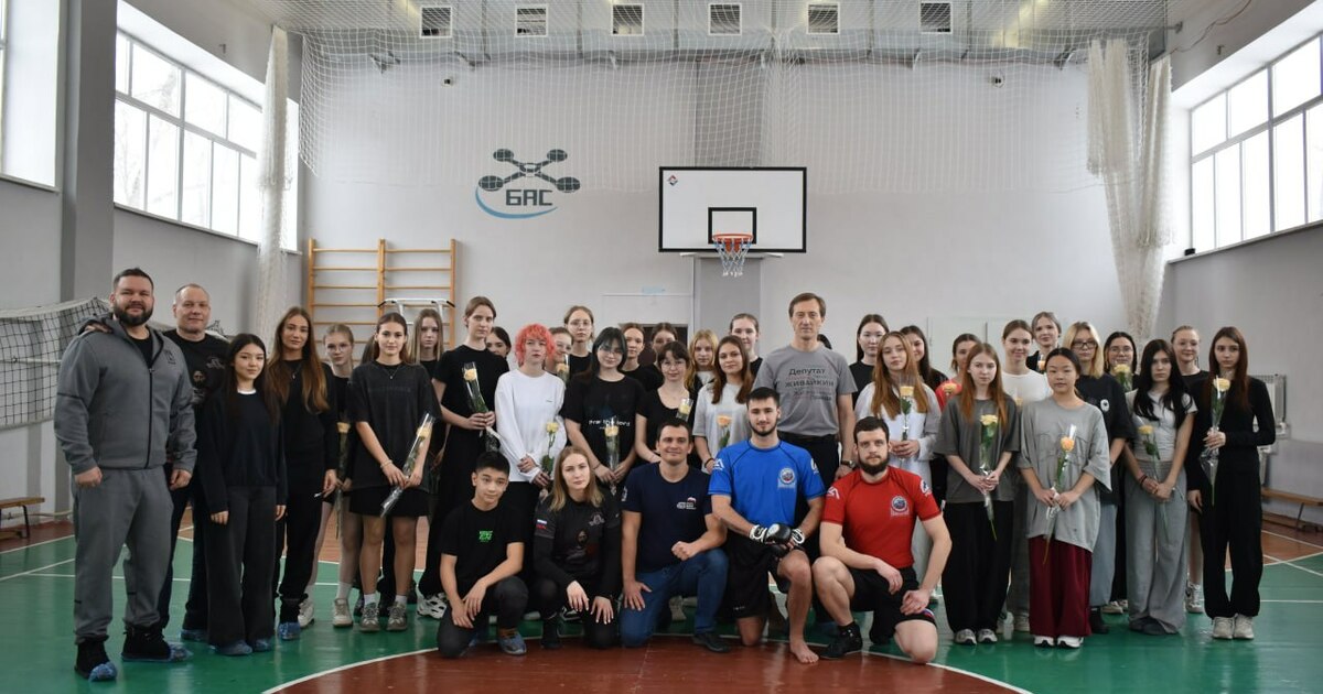 В преддверии Международного женского дня в Кине...