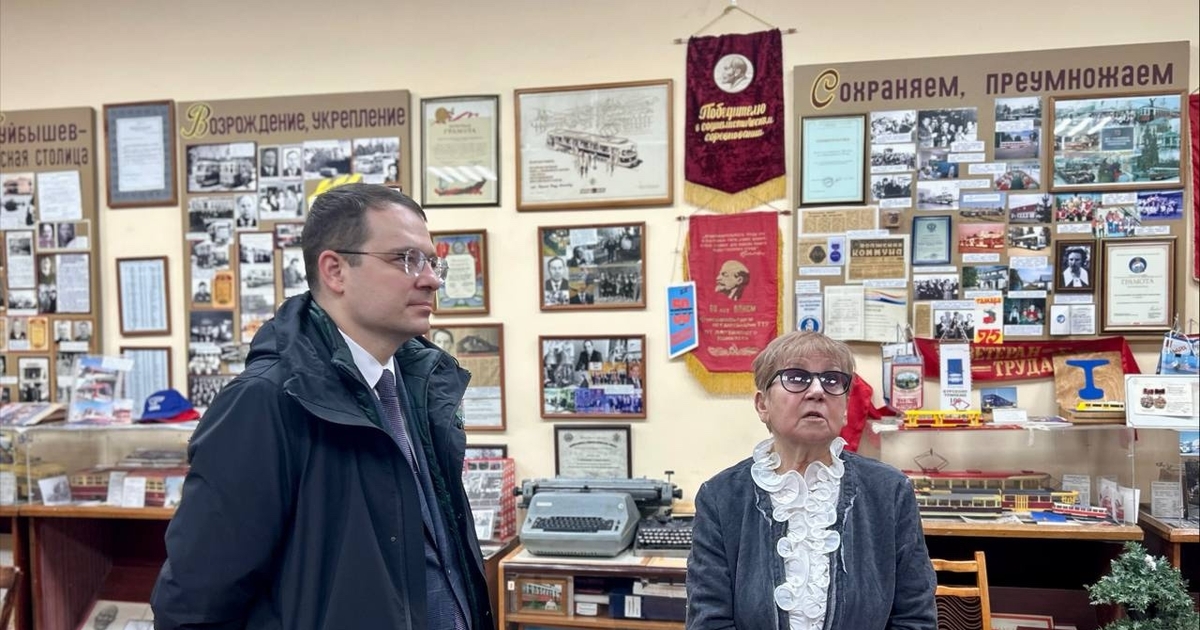 Минтранс проверил самарское ТТУ: от музея трамвая до стратегии цифровизации Министр транспорта Абдрашитов провел выездное с...