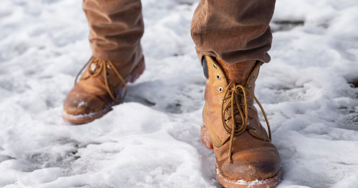 Ходить по льду безопасно: простой лайфхак для г...