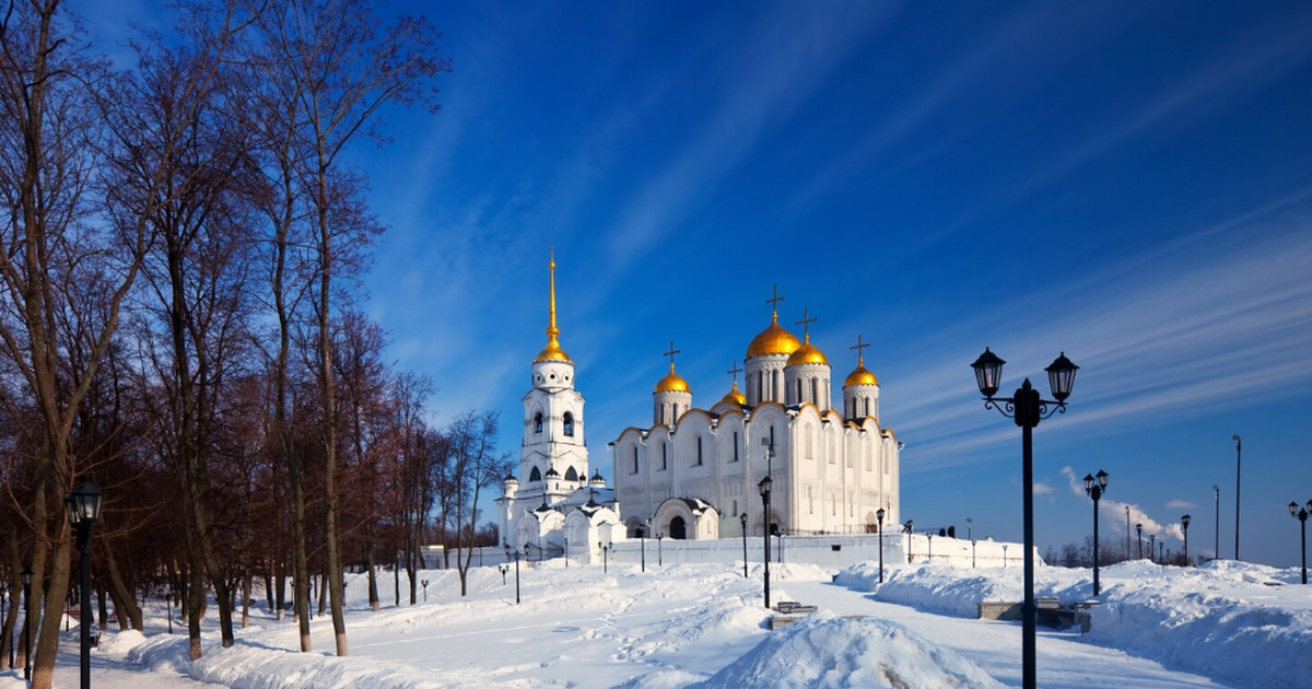 19 января православные отмечают Крещение. Народ...