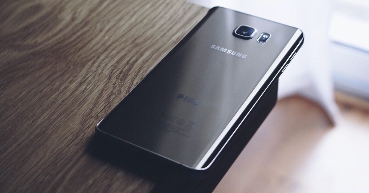 Одним из таких приложений является Samsung Browser