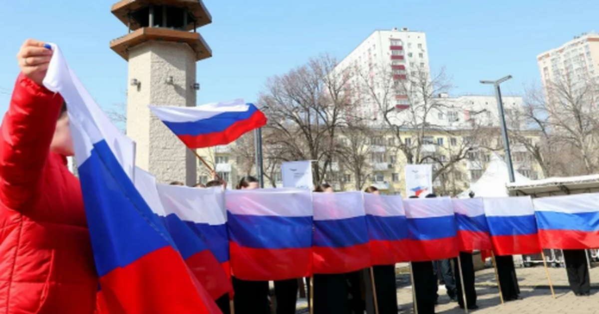 Праздничные мероприятия состоялись на Крымской ...