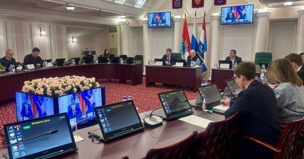 Такое предложение было выдвинуто на заседании г...