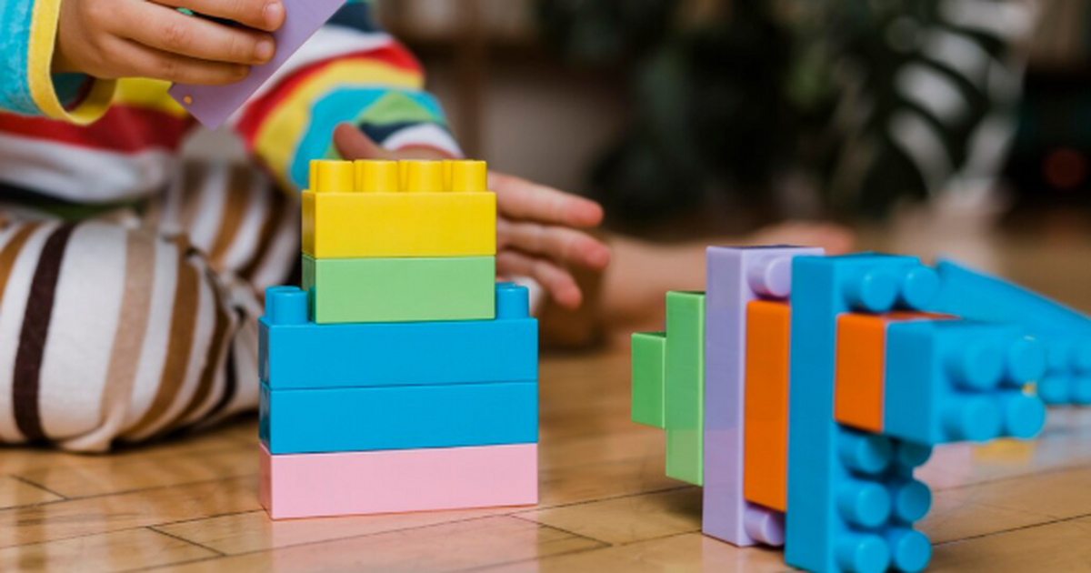 Компания LEGO представила на выставке CES 2026 ...