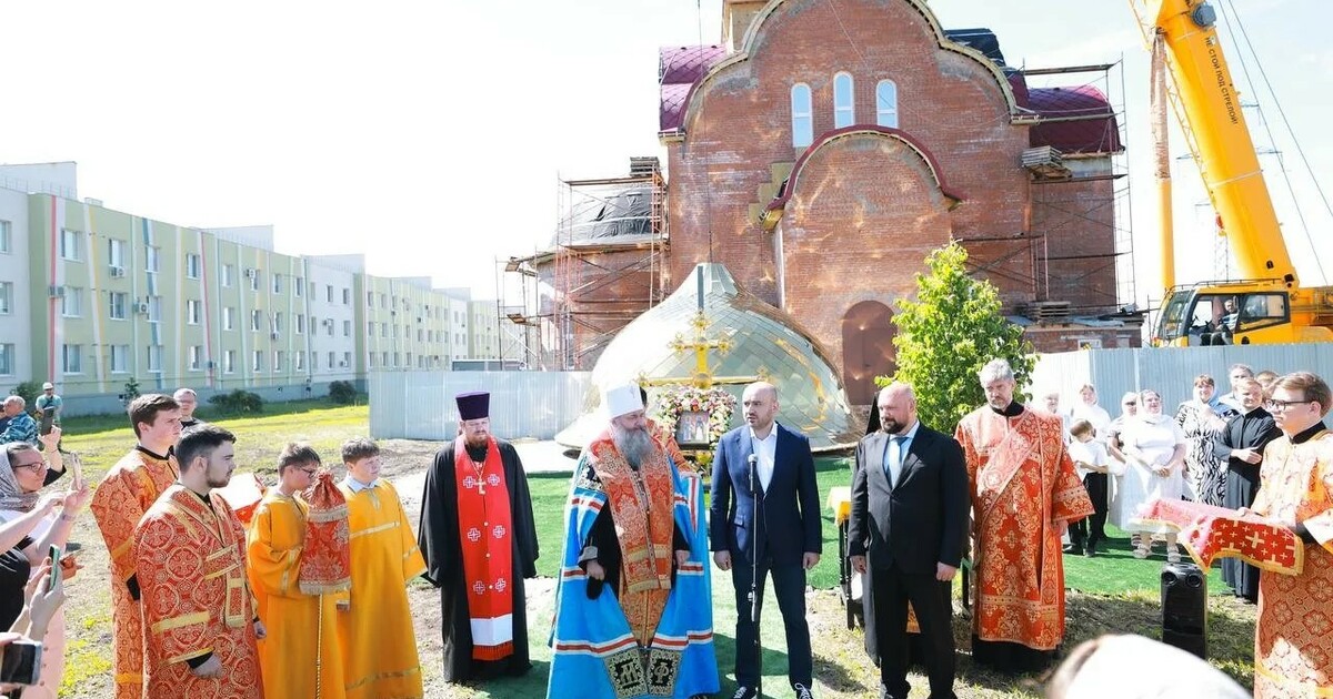 Купол храма священномученика Киприана освятили в Самарской области В Волжском районе Самарской области 12 июня осв...