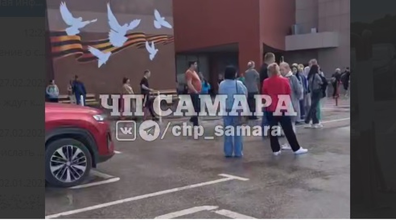 22 мая в Самаре из торгового центра Letout эвакуировали 518 человек Причиной стало срабатывание пожарной сигнализации