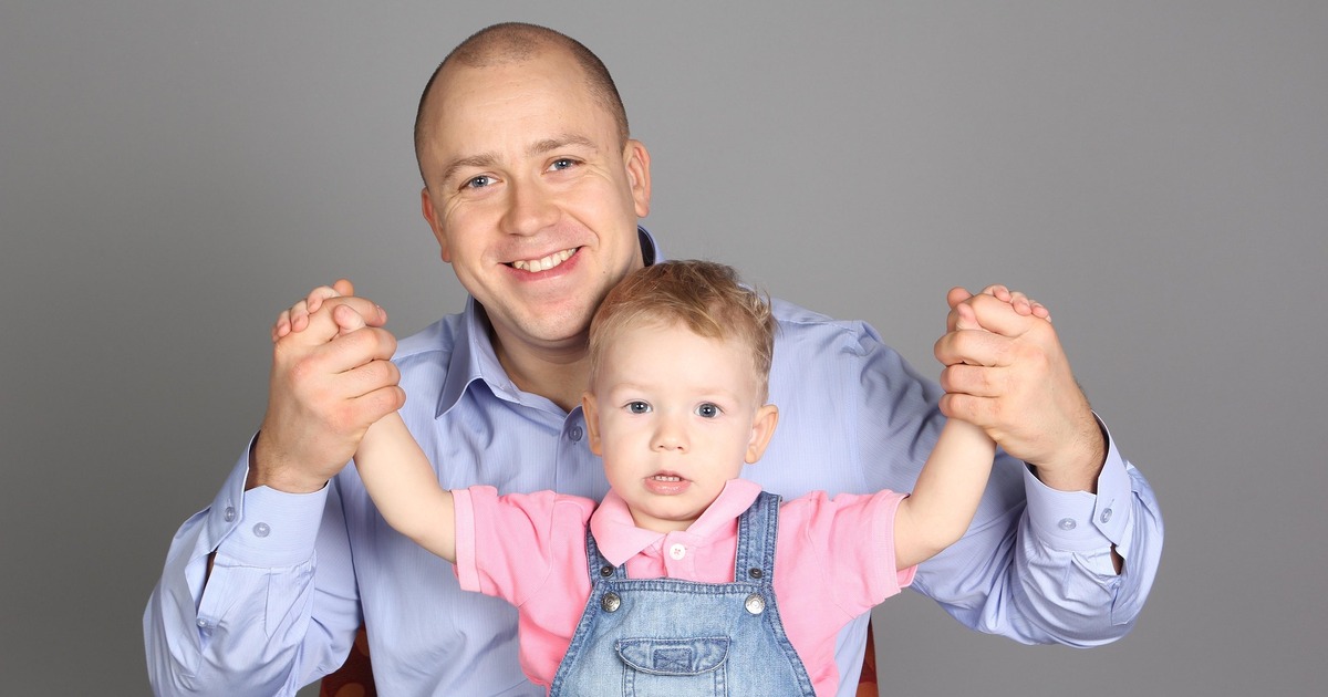Ученые объяснили парадокс родительского счастья у новых отцов Отцы испытывают сложный комплекс эмоций