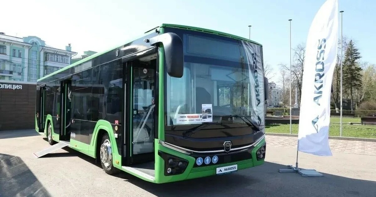 Одним из ключевых экспонатов стал городской авт...