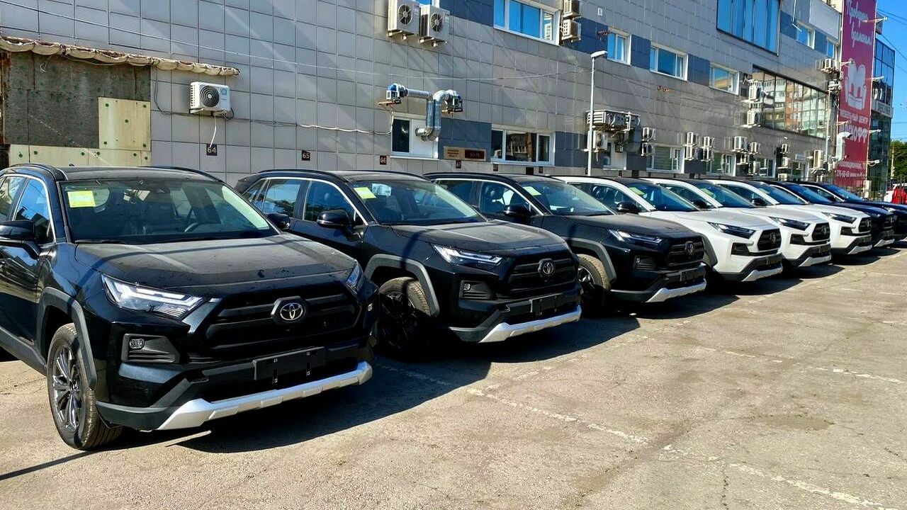 В Самару тайком вернулись некоторые модели Toyota, сообщили СМИ 29-30 мая Появилась информация о наличии автомобилей у ро...