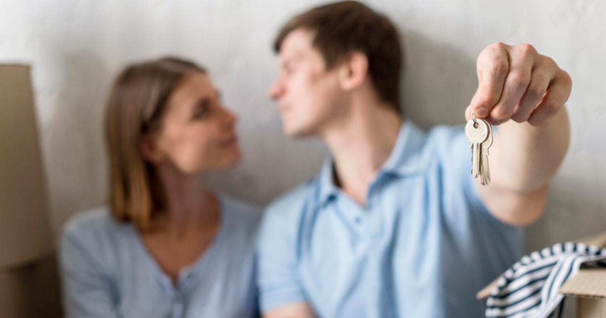 Все чаще обсуждают пересмотр сделок с недвижимо...