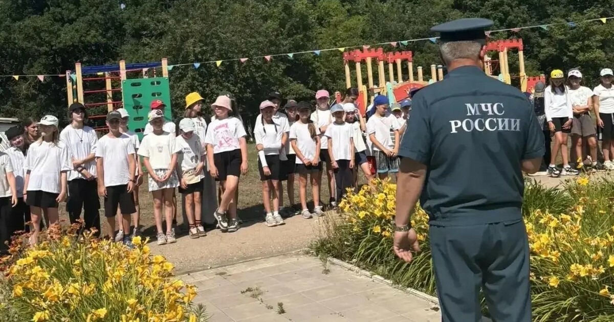 В лагере «Остров детства» прошел конкурс рисунков о пожарных Выставка напоминает воспитанникам о значимости ...