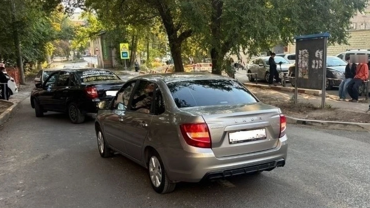В Самаре 10‑летний мальчик попал под машину на проспекте Карла Маркса В Самаре 19 сентября на проспекте Карла Маркса ...
