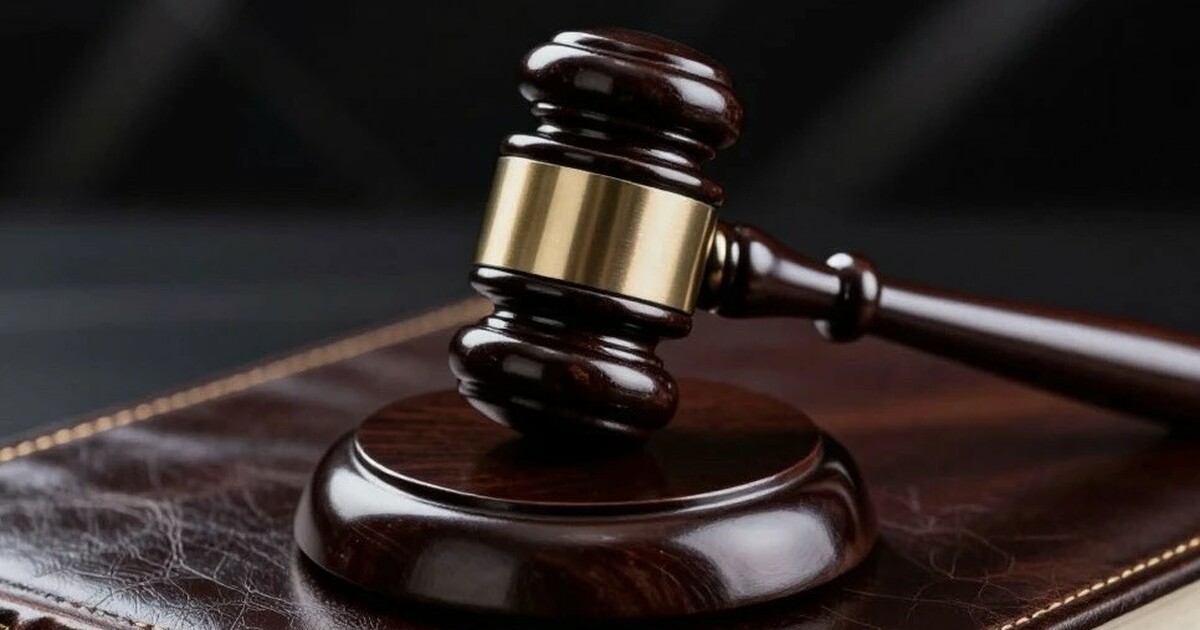 Он получил от подзащитного 3 млн рублей за якоб...