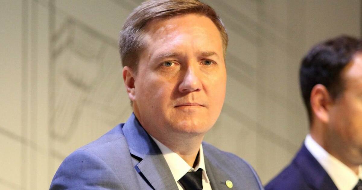 Алексей Лейпи: первичный рынок перегрет предложением, вторичный набирает обороты На Финансовом конгрессе Банка России в Санкт-Пе...