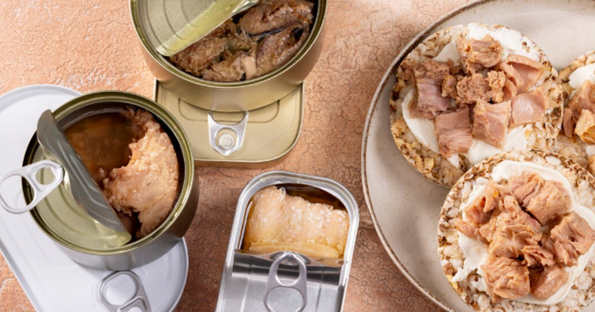 Яйца, орехи, чеснок: быстрая намазка на хлеб за 5 минут Густая, ароматная и очень домашняя паста, котор...