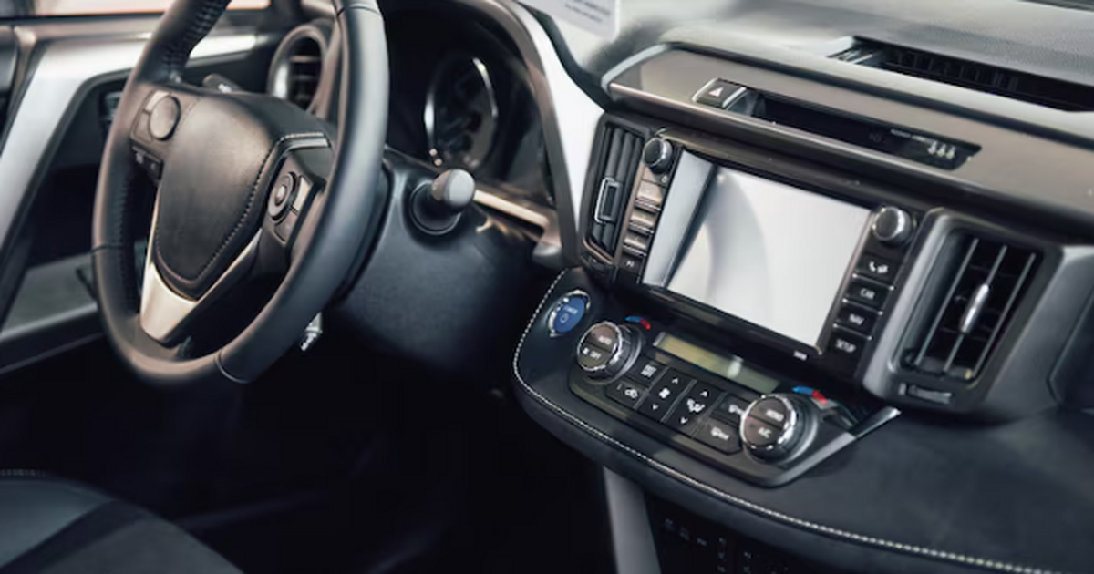 ГИБДД смягчает правила: эти нарушения ПДД перестанут караться штрафами с 2026 годам С 2026 года ГИБДД снизит штрафы за мелкие наруш...