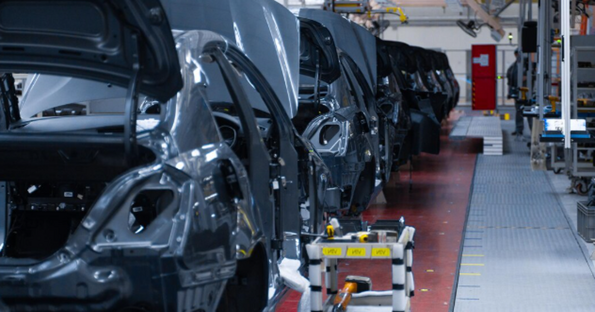 Перезапущенные после ухода иностранных производ...