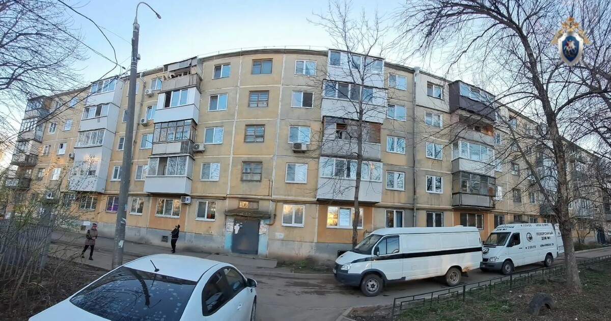 Трагедия произошла 13 апреля в квартире, где пр...