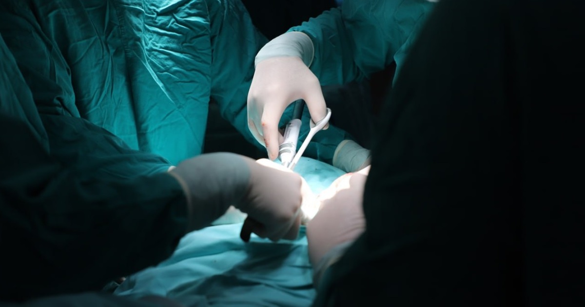 После операции состояние пациента значительно у...