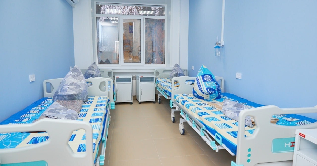 Обновленную больницу проинспектировал глава обл...