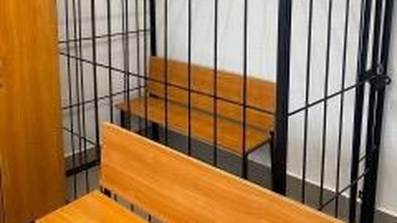 В Самаре директора ООО "Кольцо" приговорили к 11 месяцам за обман дольщиков При этом Михаилу Жукову зачли срок пребывания в...