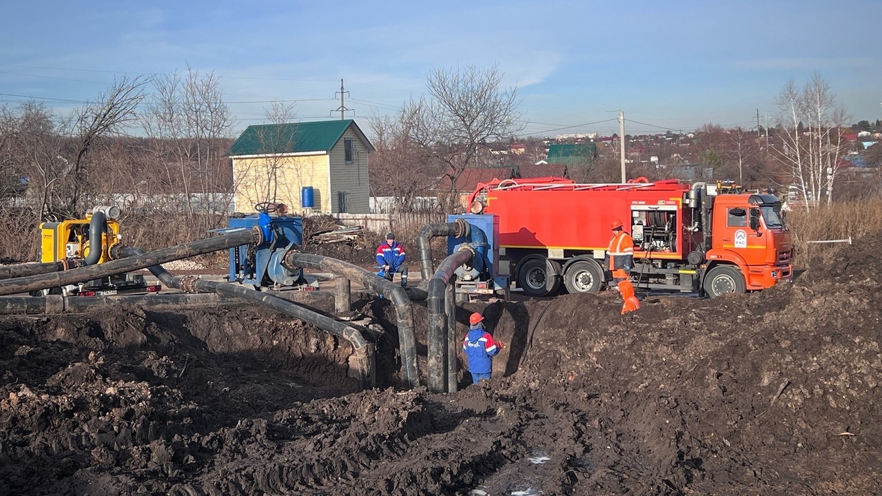 В настоящее время идут работы в районе улицы Ол...