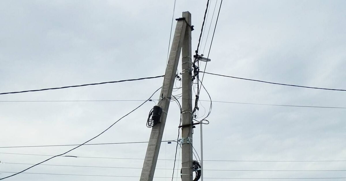 «Россети Волга» подали в суд на «ЭР-Телеком» за 2000 нелегальных подвесов Подвесы оператора связи незаконно размещены на ...