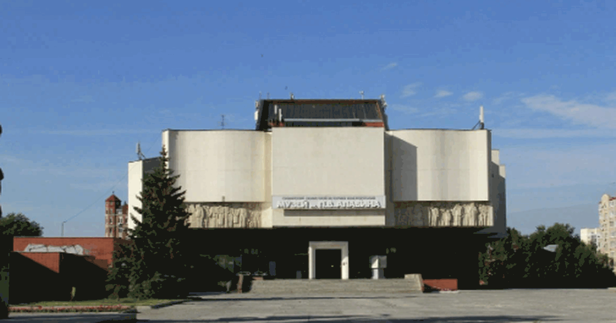 Выставка «Заводы и люди» в Самаре посвящена гра...