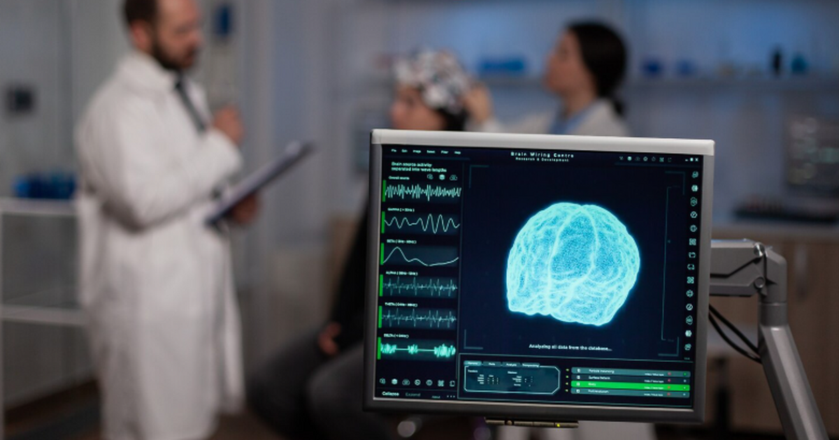 Группа ученых с использованием искусственного и...