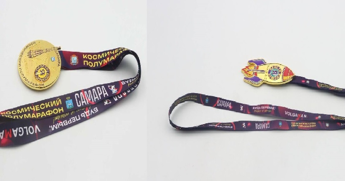 Для детей подготовлены медали в форме ракеты