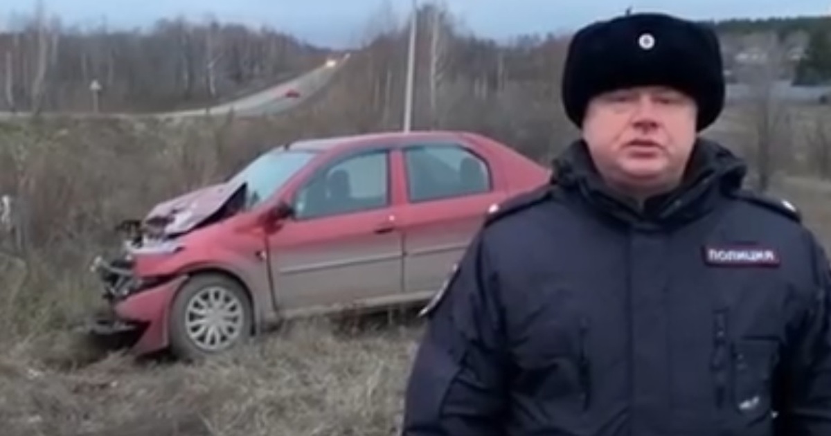 Легковушка столкнулась с бензовозом