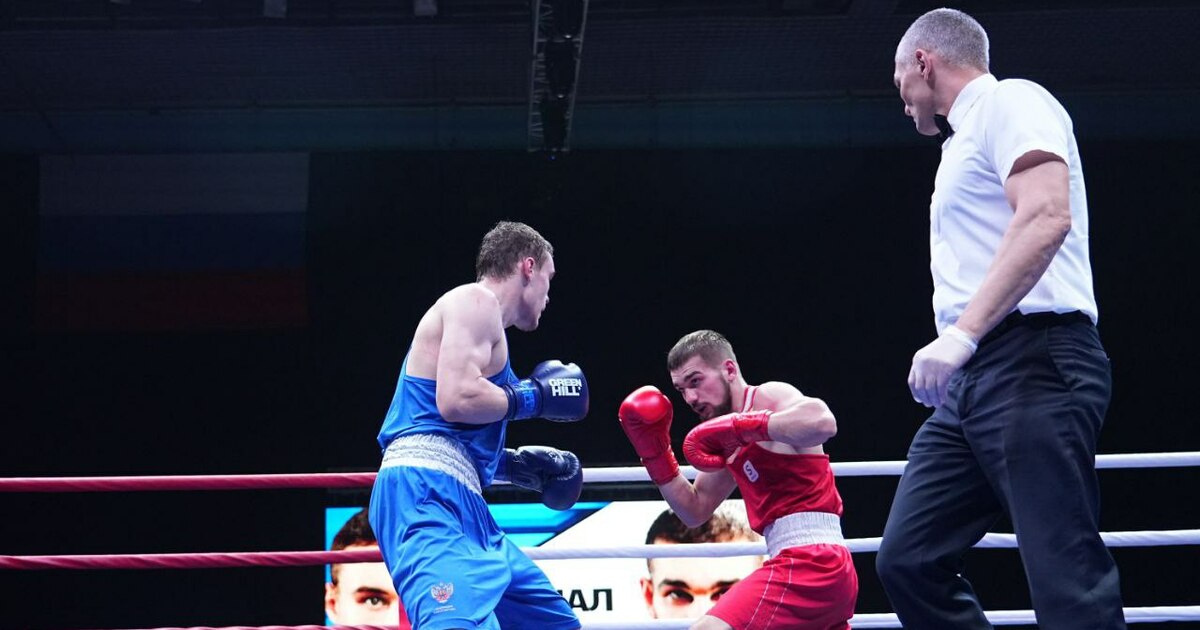 В Самаре завершился турнир по боксу имени Василия Шишова Итоги турнира подвел глава Самары Иван Носков