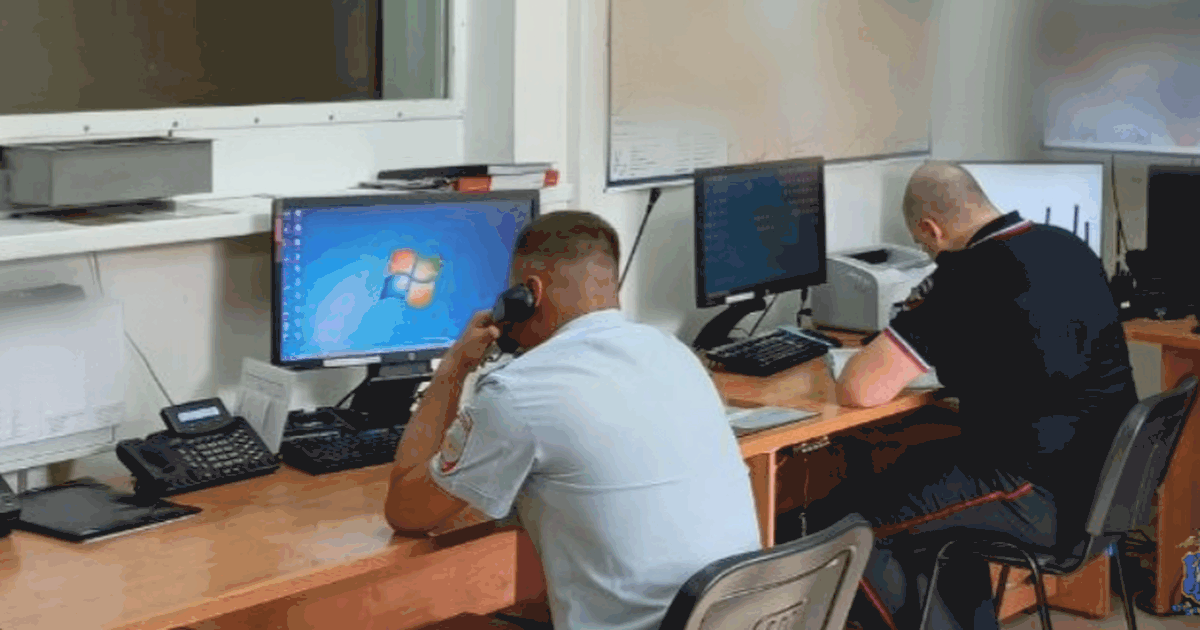 В Самарской области задержали братьев по подозрению в краже деталей автомобиля В Борском районе полицейские задержали двух бра...