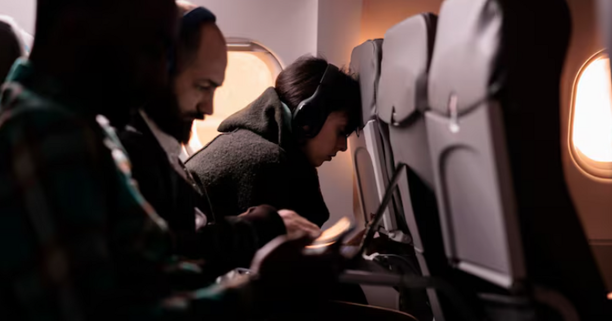 К Новому году стоимость авиабилетов заметно отл...