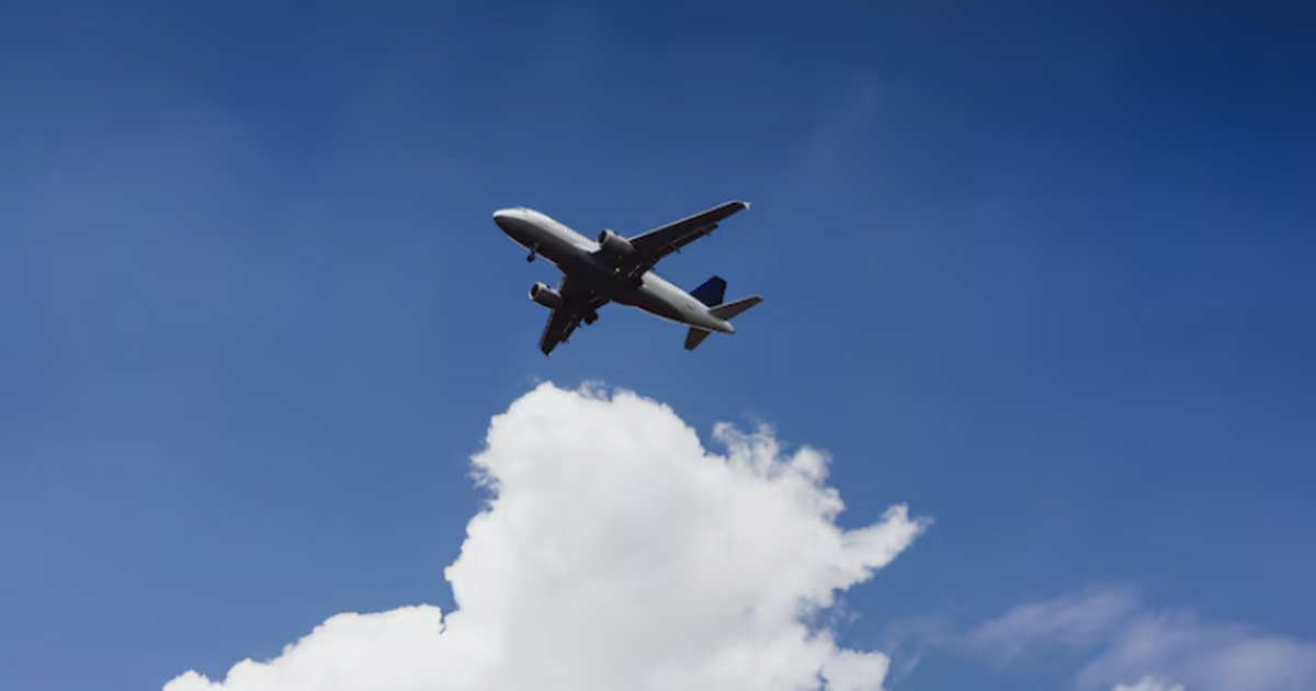 ЛЭТИ создал макет фотонного радара для контроля аэропортов Ученые разработали лабораторный макет передающе...