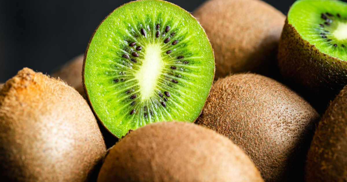 Эндокринолог Антон Поляков объяснил, как киви п...
