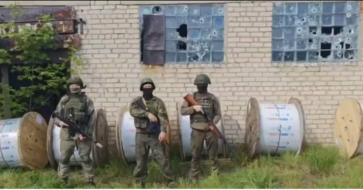 Глава Самары Иван Носков сообщил об доставке оптоволокна в зону спецоперации Иван Носков отметил, что военнослужащие передал...