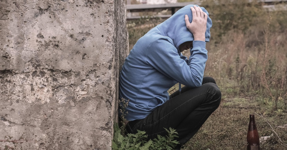 Кардиолог: мозг наиболее уязвим при употреблении алкоголя до 21 года Многие системы организма еще находятся на стади...