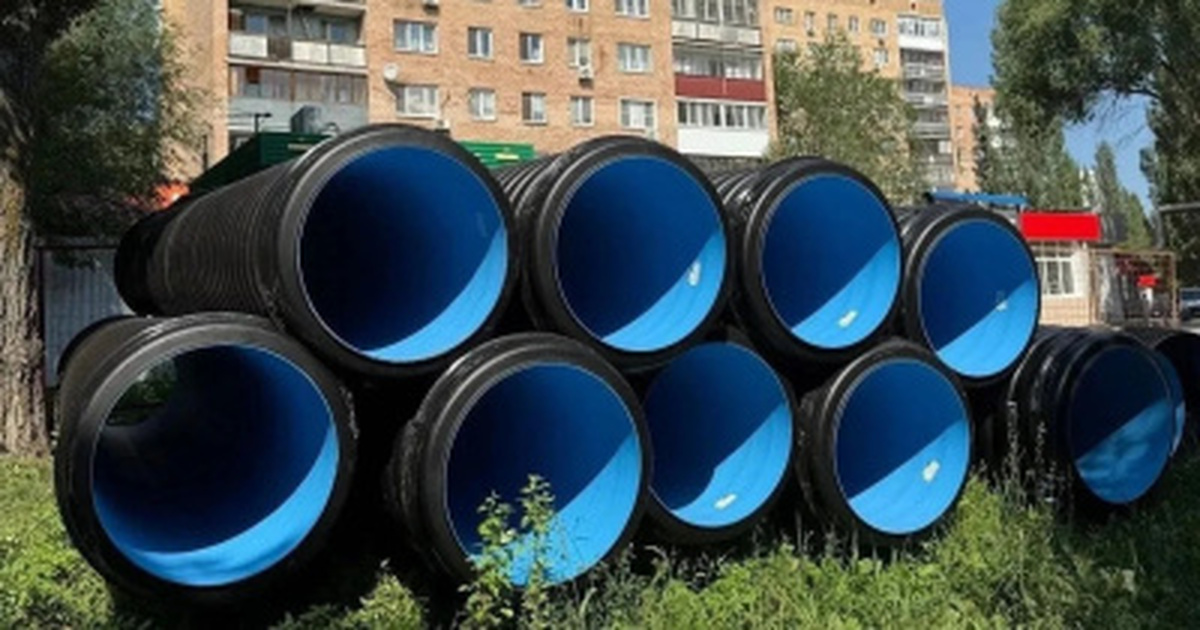 Завершить перекладку сетей на улице Силаева пла...