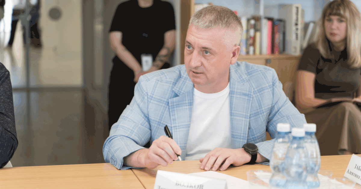 Активисты партийного проекта «Чистая страна» ст...