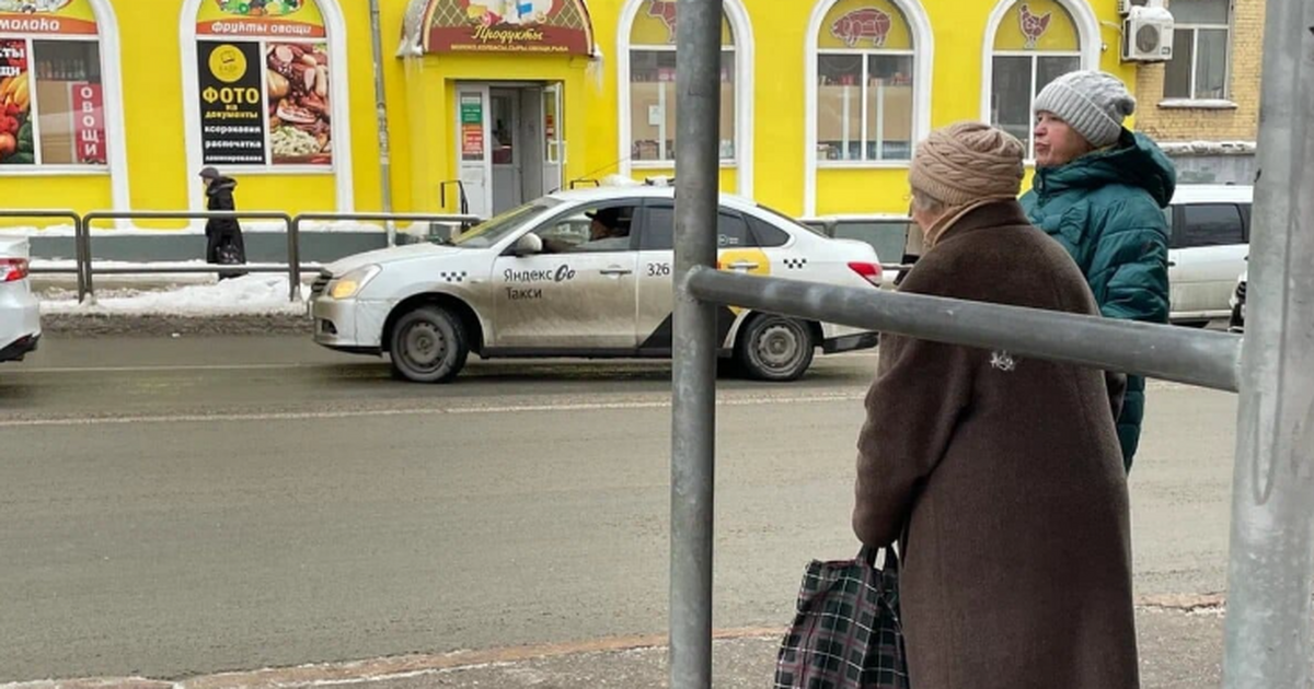 Пенсионеры больше не ждут: эта денежная сумма поступит всем пенсионерам в декабре Карта «Мир» пенсионерам: 15% за продукты с дост...