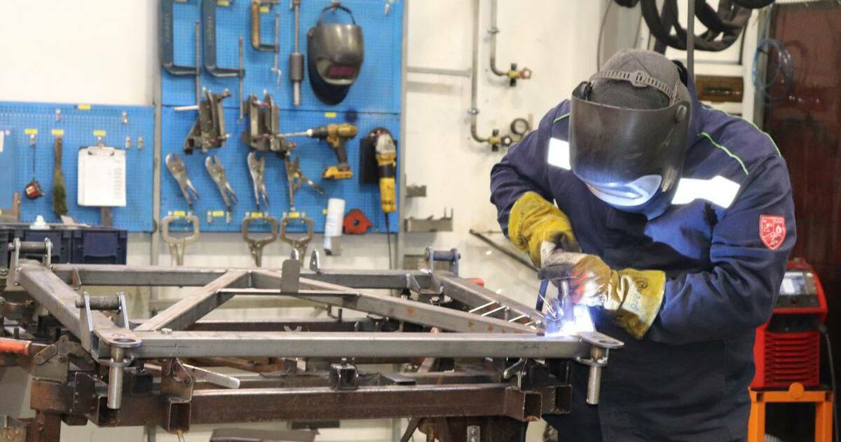 Высокие зарплаты также у начинающих бетонщиков ...