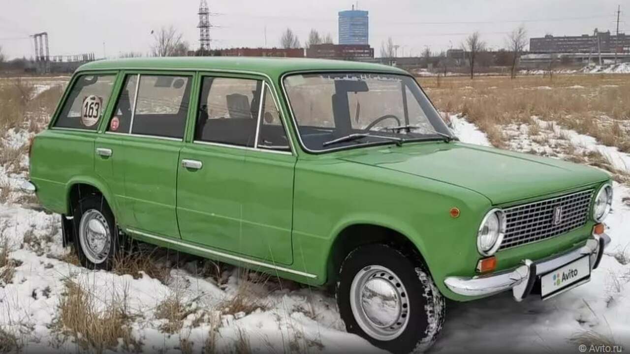 В Самаре продают раритетный ВАЗ-2102 из партии 1986 года с сомнительными данными Владелец утверждает, что машина находится в иде...