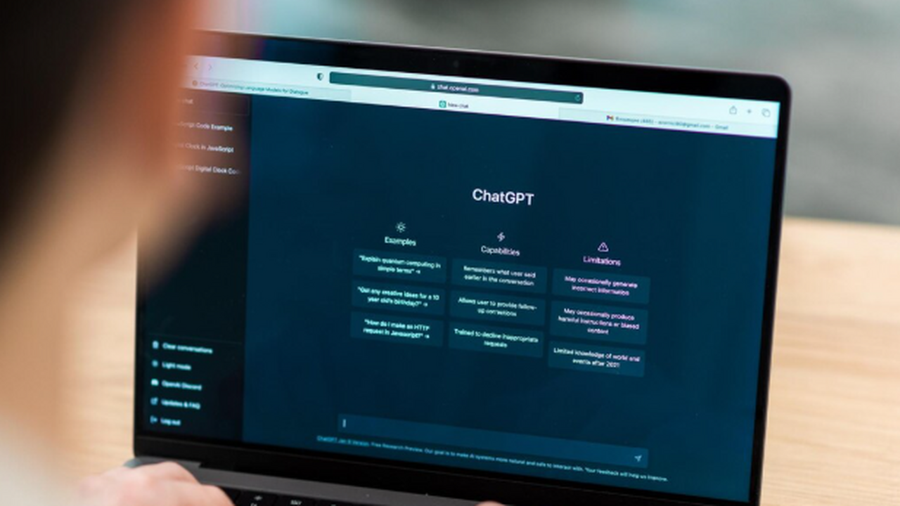 приложение ChatGPT заработало OpenAI $2 млрд