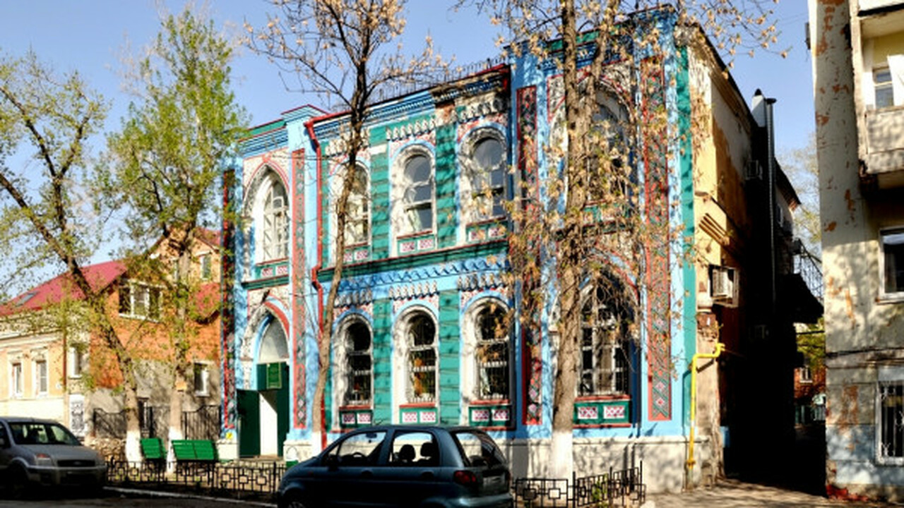 В Самаре взято под охрану здание в мавританском стиле на ул. Степана Разина, 41 В приказы ГИООКН также включены здания в Кинеле...