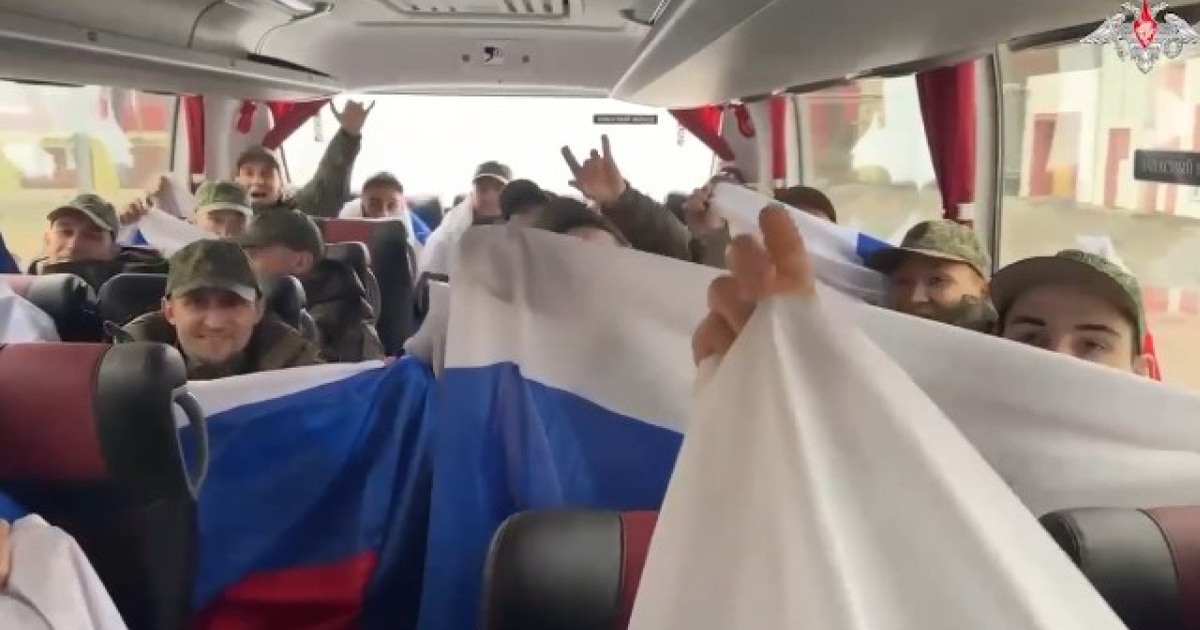 Самарский военнослужащий вернулся из украинского плена В ходе обмена пленными по формуле «185 на 185» ...