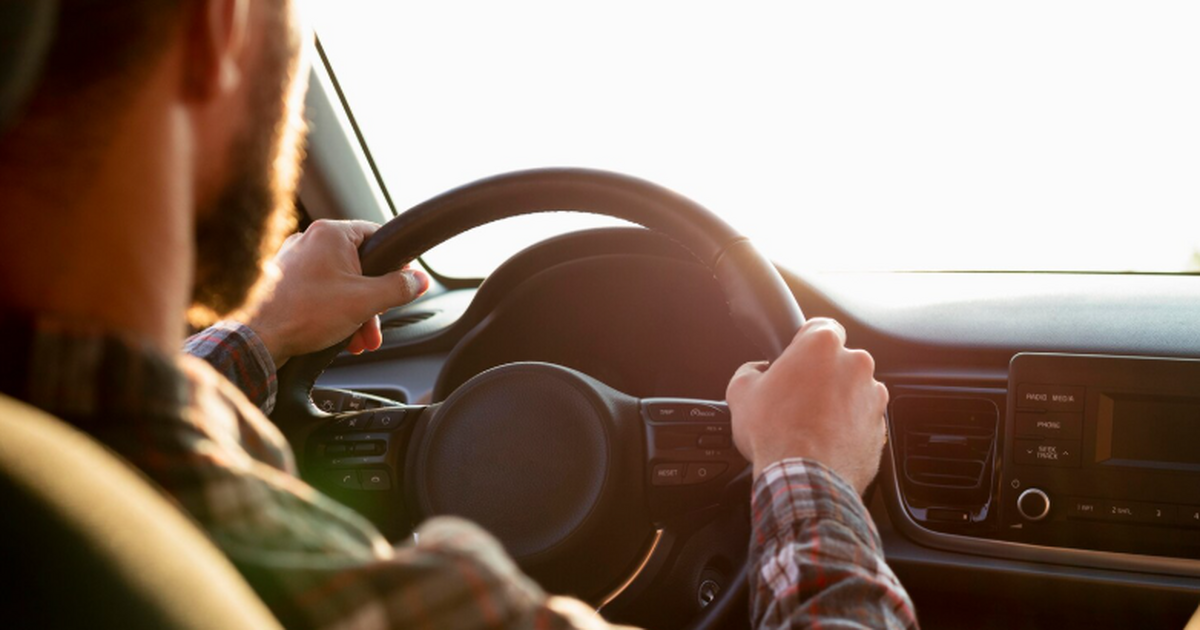 Прослушивание музыки за рулём может ухудшать ко...