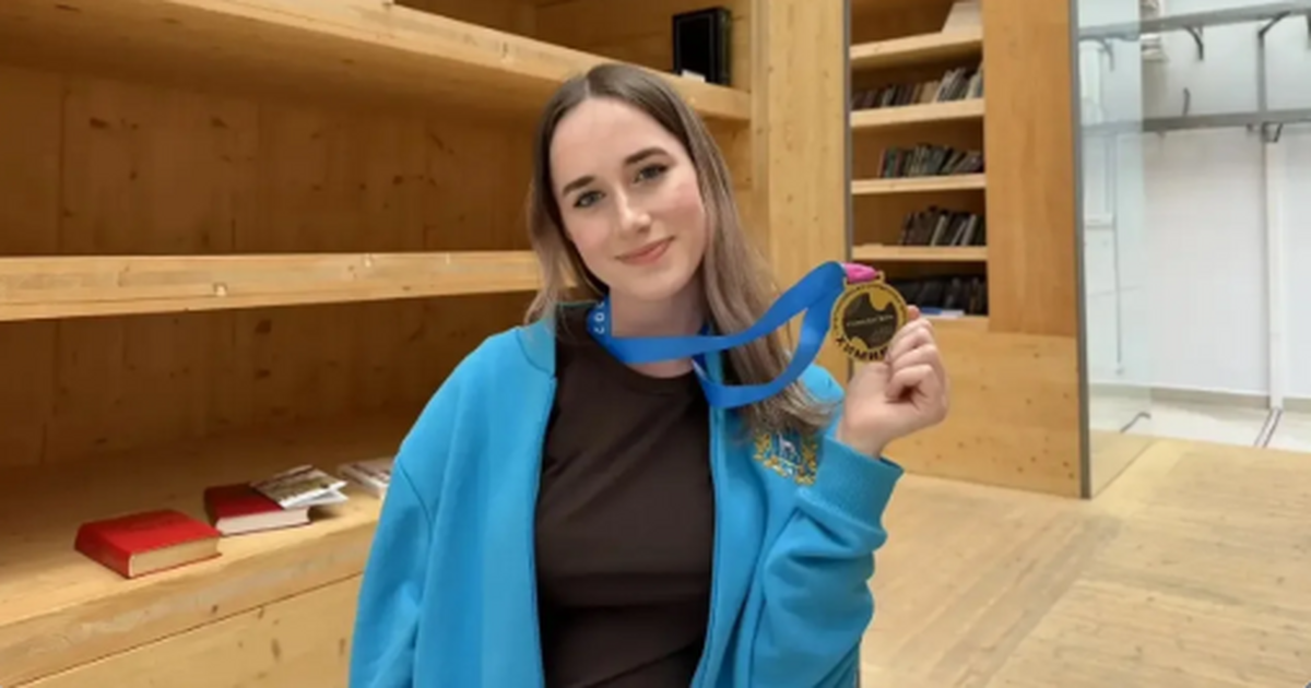 Школьница из Самары представит Россию на Менделеевской олимпиаде Участникам предстоит решать задачи повышенной с...