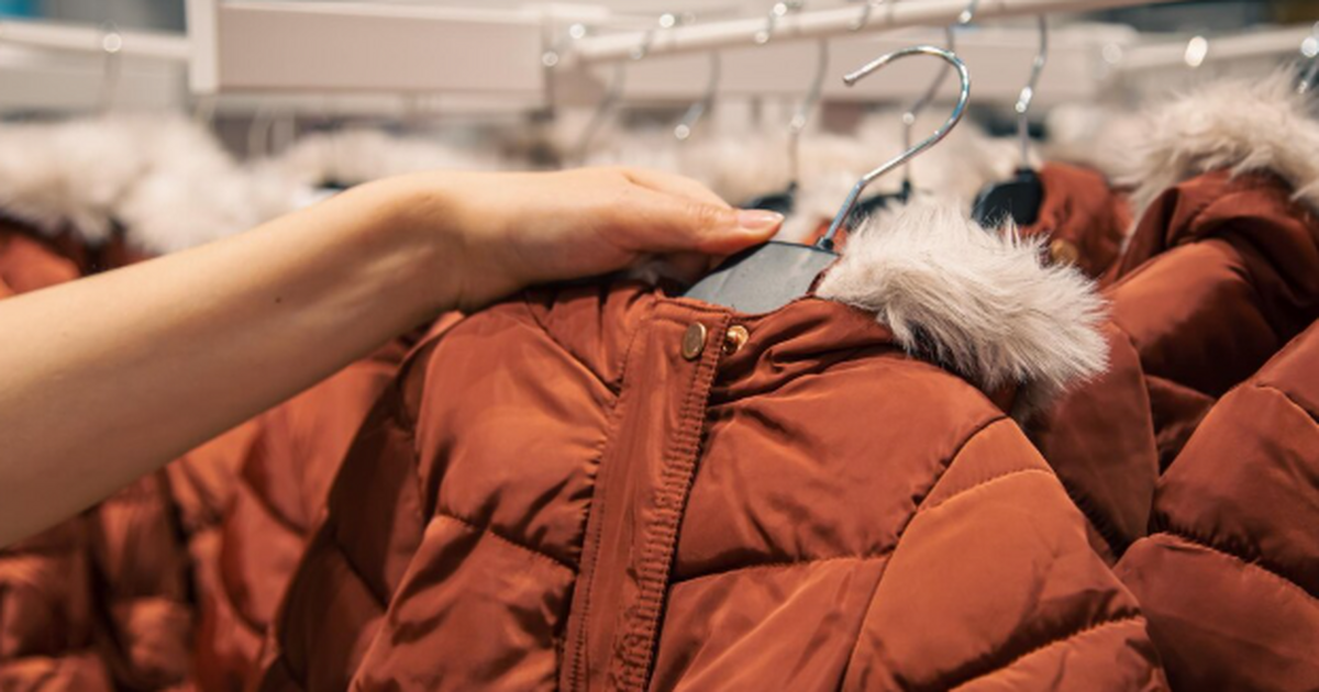 Обновляем гардероб к зиме 2025-2026: выбрасываем 5 старящих видов пуховиков, которые выдают возраст Найти тёплый и современный пуховик непросто. Мы...